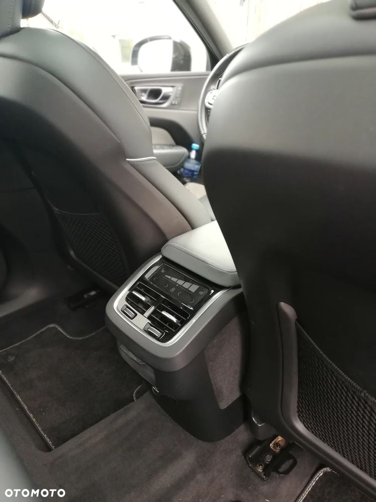 Volvo XC 60 ver-t6-awd-geartronic-rdesign - 13