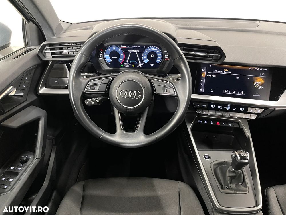 Audi A3 Sportback 2.0 30 TDI Advanced - 7