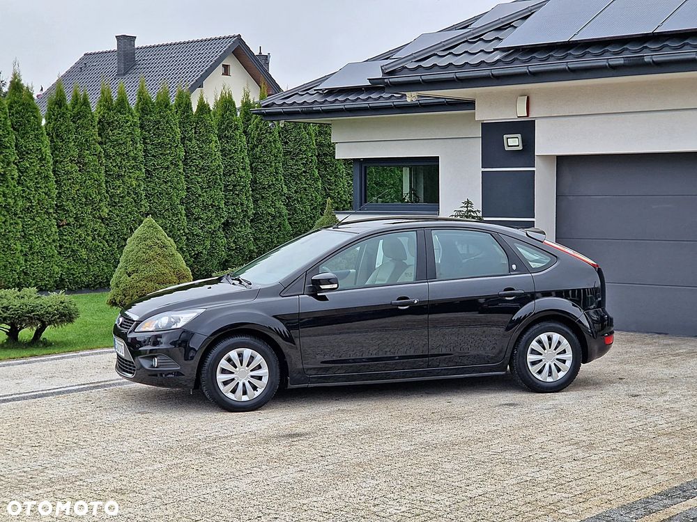 Ford Focus 1.6 Ghia - 1