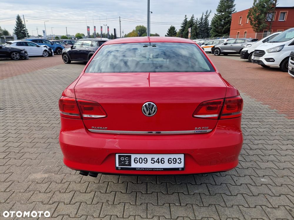 Volkswagen Passat 2.0 TDI Trendline - 6