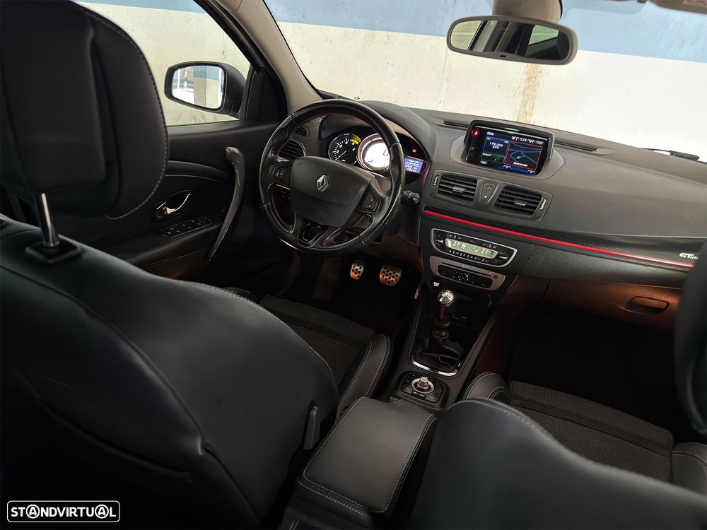 Renault Mégane Sport Tourer 1.5 dCi GT Line SS - 9