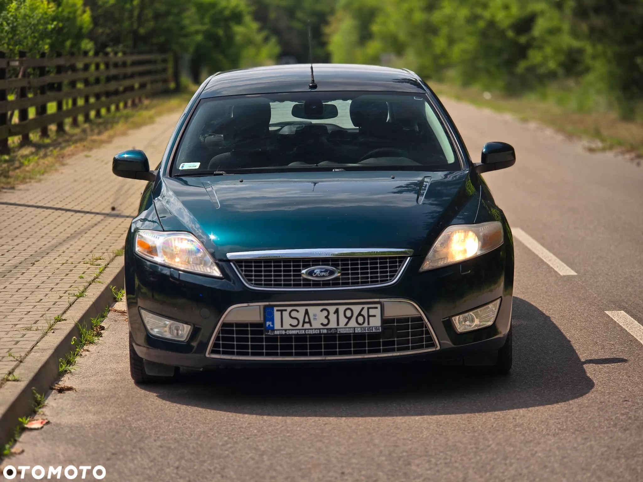 Ford Mondeo 2.0 FF Titanium - 10