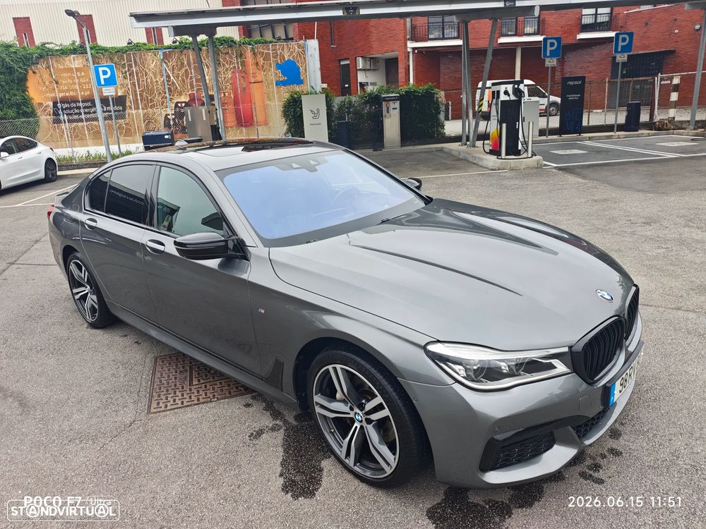 BMW 740 d xDrive Pack M - 12