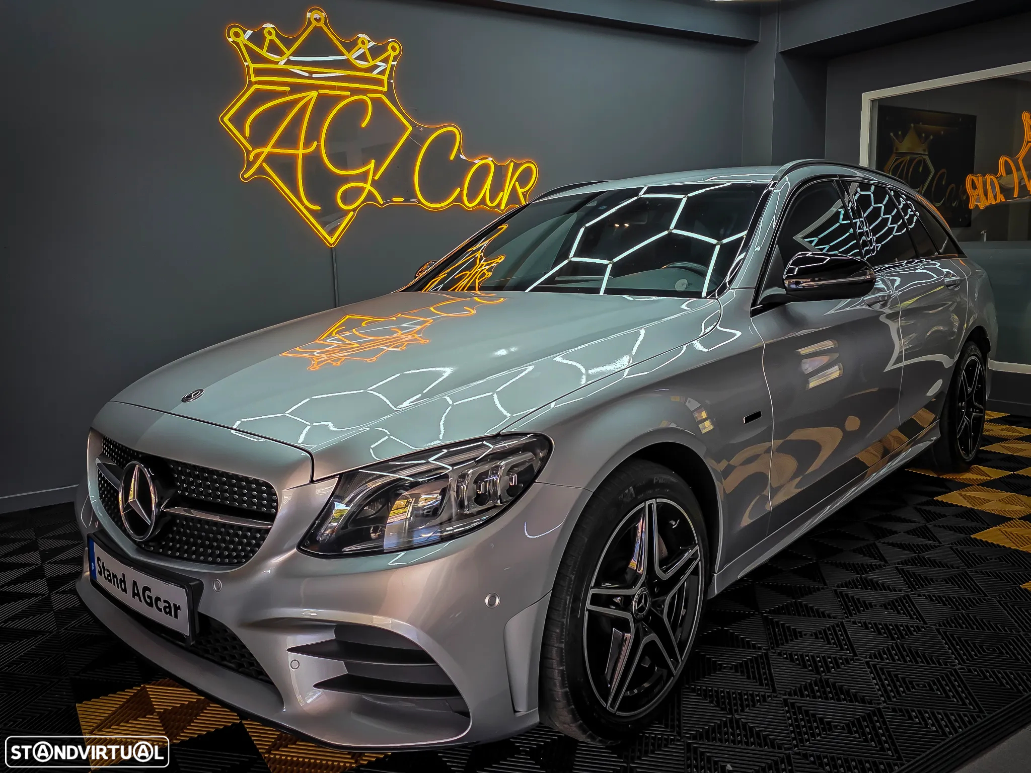 Mercedes-Benz C 300 de AMG Line - 4