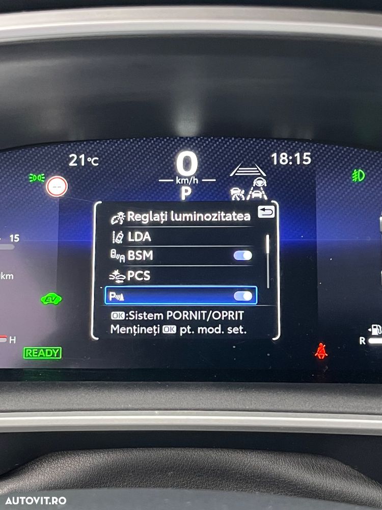 Toyota Corolla Cross Hybrid 2.0 VVT-i Lounge - 17