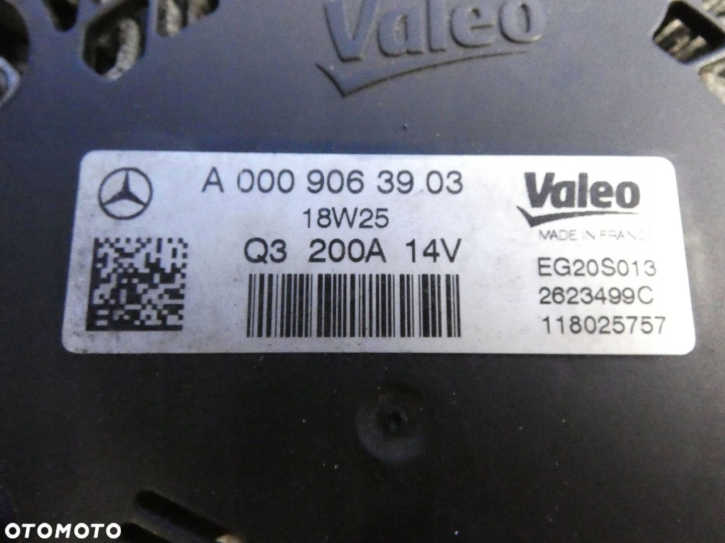 MERCEDES E-KLASA W213 W205 W253 2.0 CDI ALTERNATOR - 4