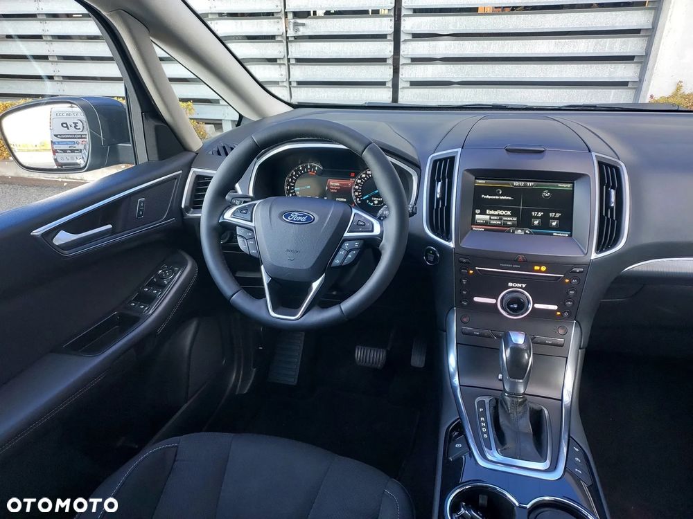 Ford S-Max 2.0 TDCi Titanium PowerShift - 28