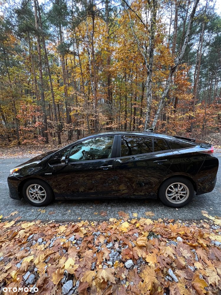 Toyota Prius 1.8 Hybrid Premium - 6