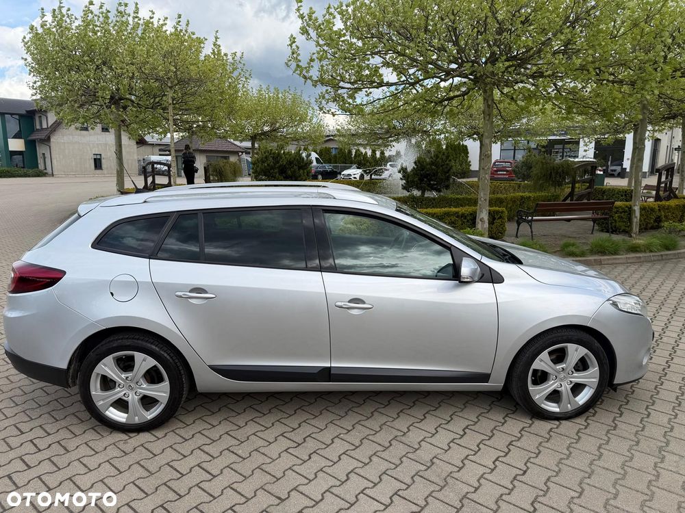 Renault Megane 1.9 dCi Bose Edition - 9