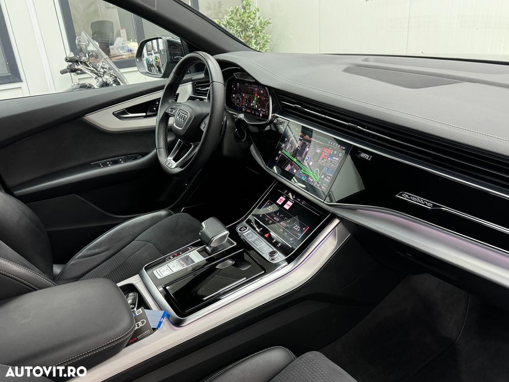 Audi Q8 55 TFSI quattro Tiptronic MHEV - 19