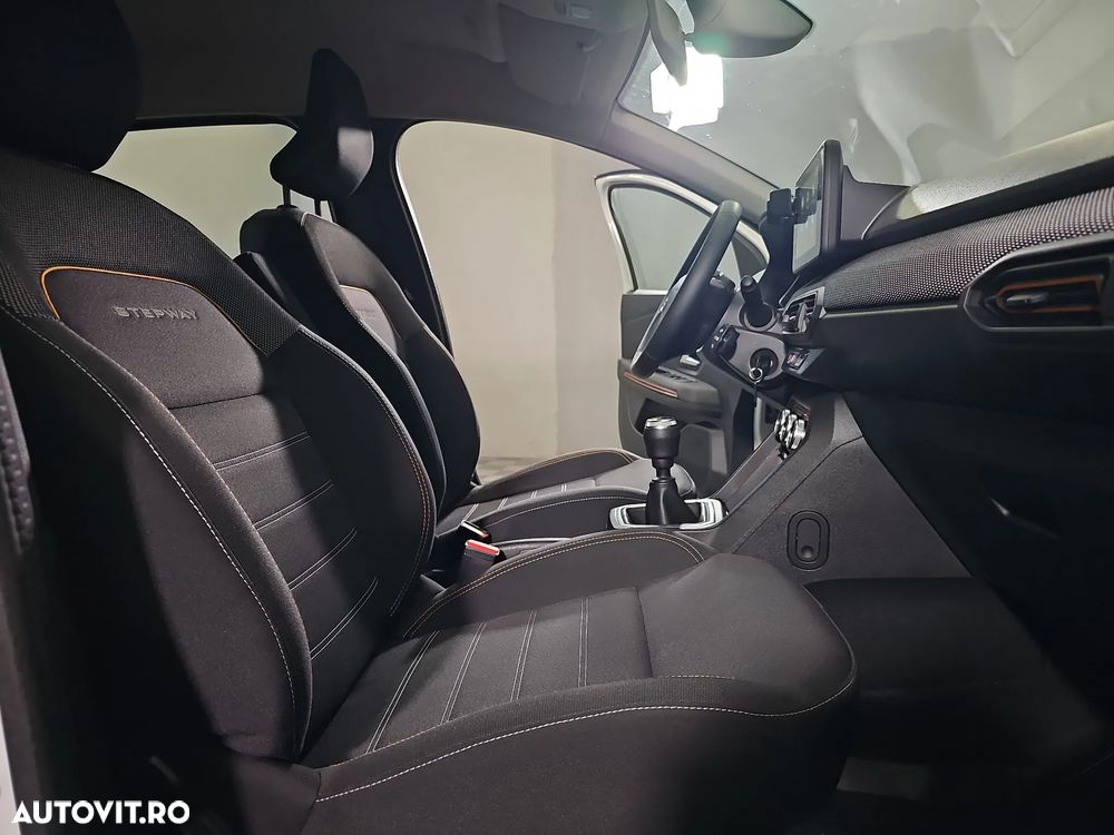 Dacia Sandero - 12