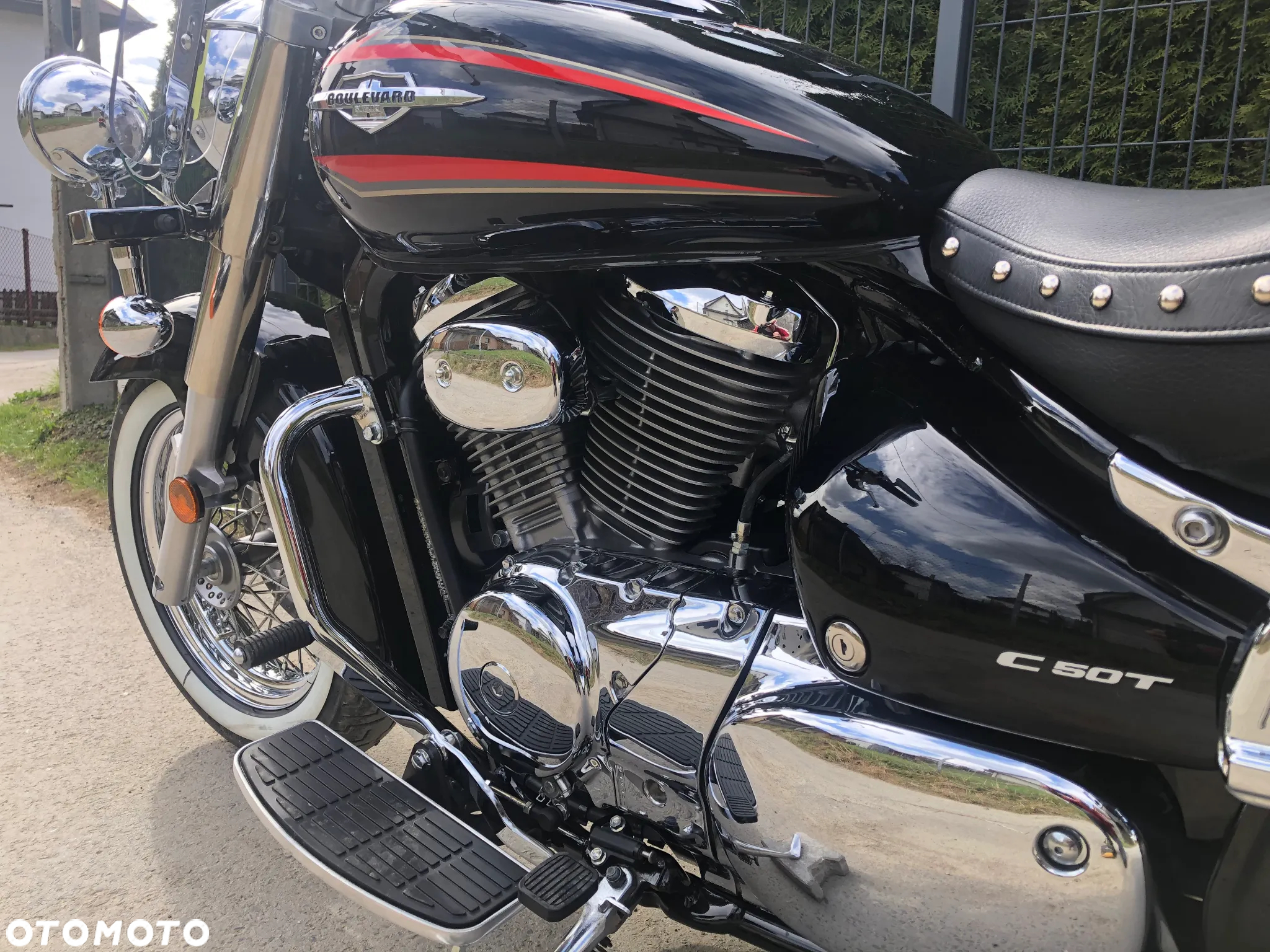 Suzuki VL 800 Volusia - Boulevard C50 - 12