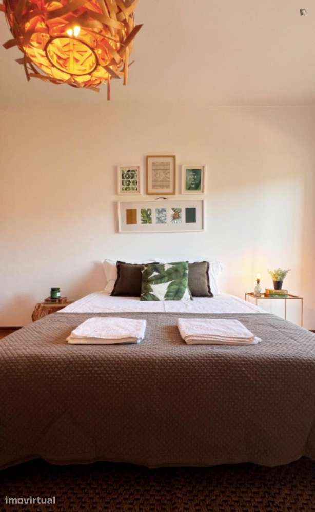Quarto - localizado em Casal do Bispo Coimbra - Grande imagem: 2/15