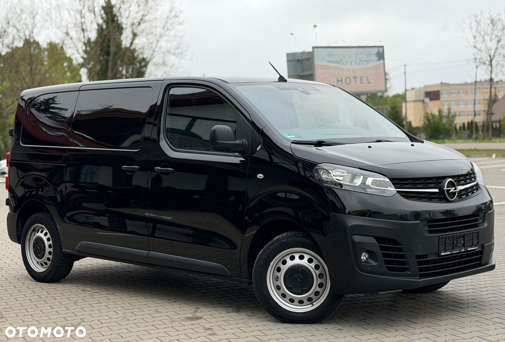 Opel Vivaro - 11