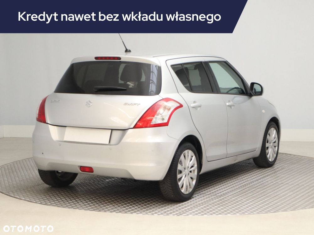 Suzuki Swift - 7