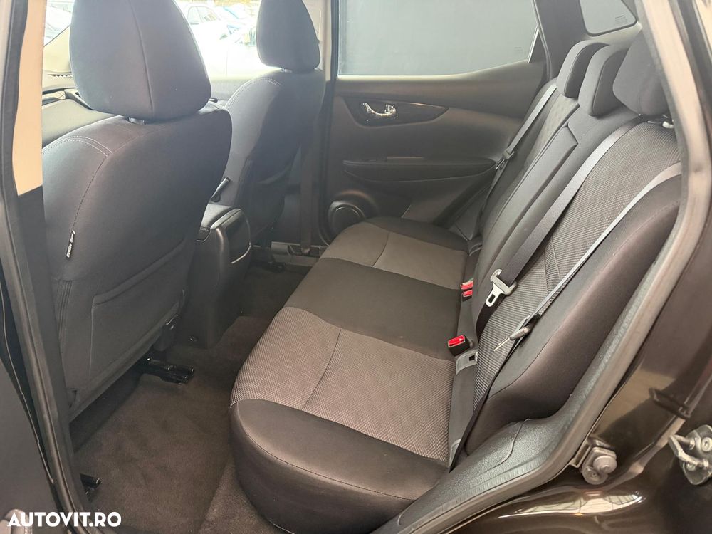 Nissan Qashqai 1.6 DCI Xtronic N-Connecta - 11