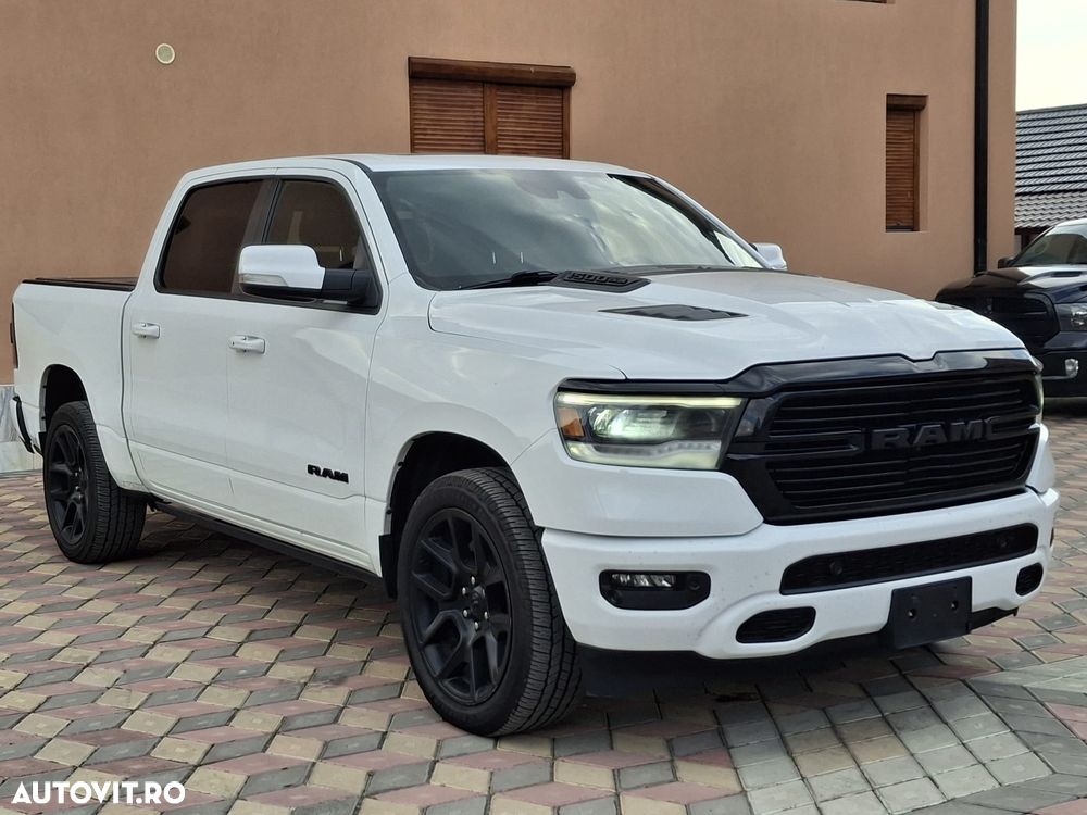 Dodge RAM - 1