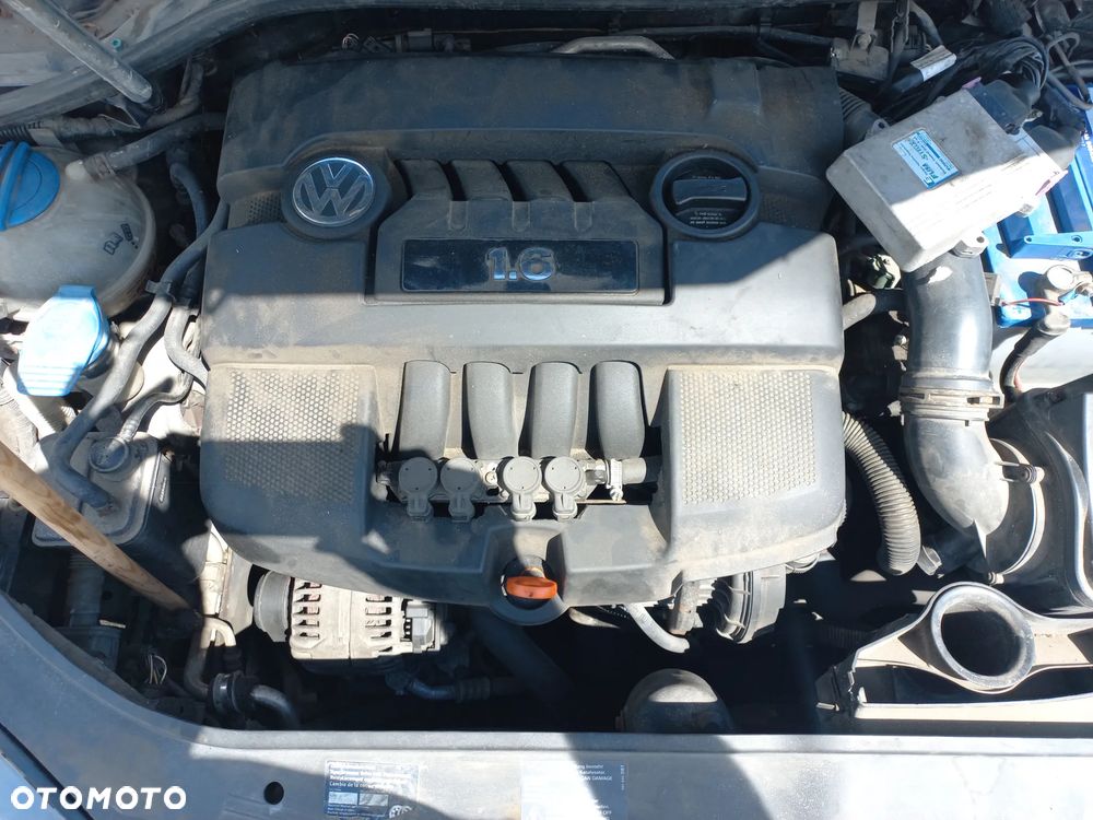 Vw Golf V 1.6 benzyna 04r BGU silnik kompletny