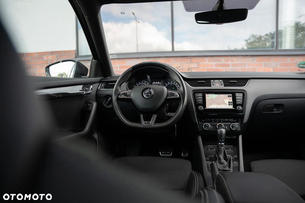 Skoda Octavia 2.0 TDI (Green tec) DSG RS - 28