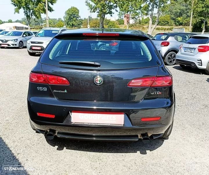Alfa Romeo 159 Sportwagon 1.9 JTDm 16V Sportiva - 7
