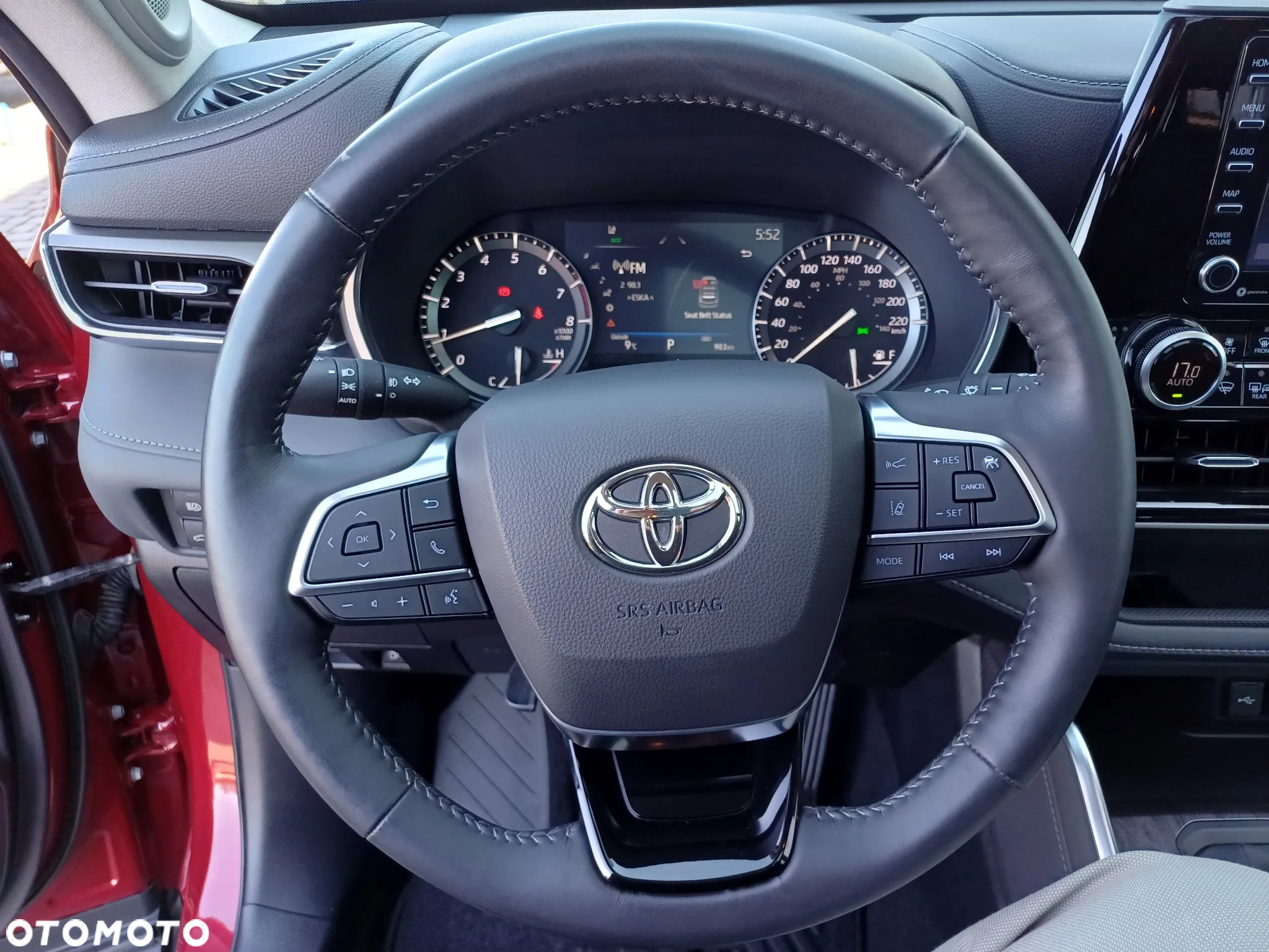 Toyota Grand Highlander - 25