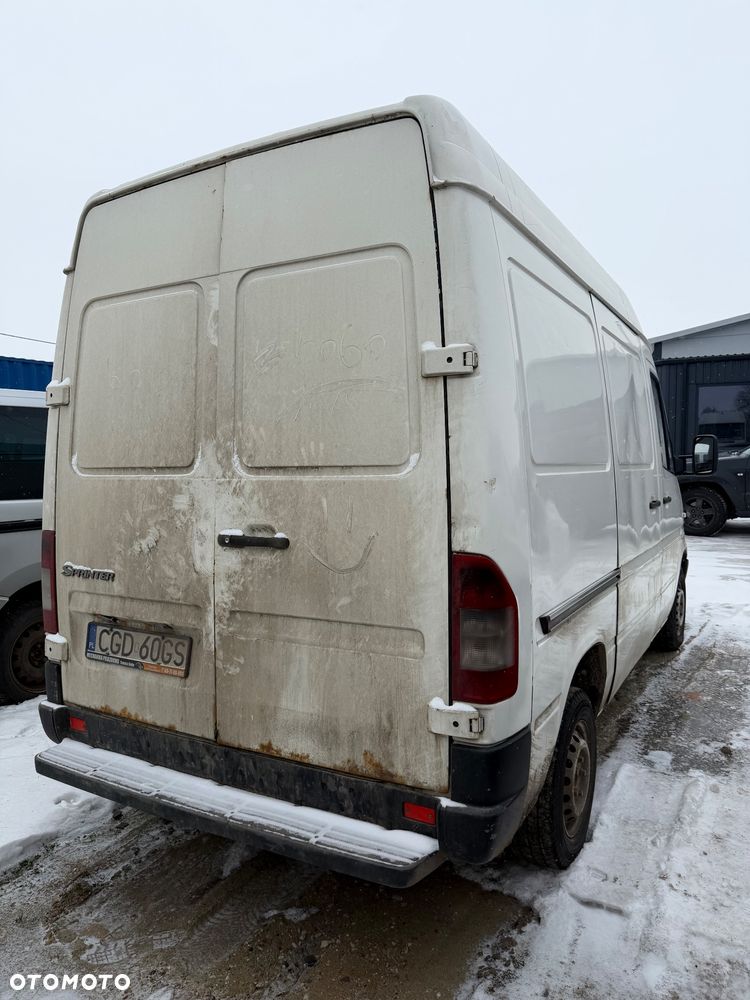 Mercedes-Benz Sprinter 208CDI - 4