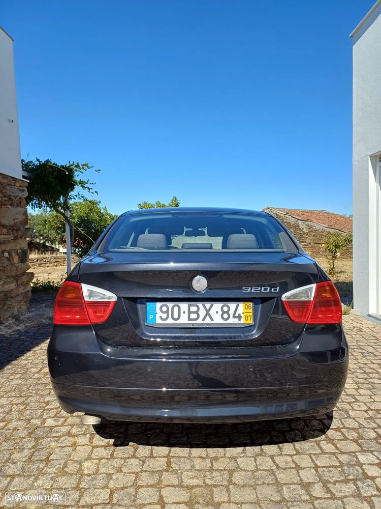 BMW 320 - 6