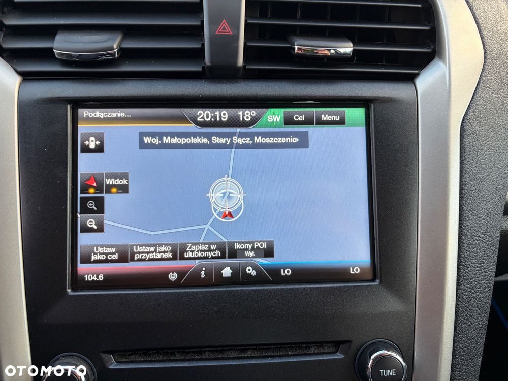 Ford Fusion - 30