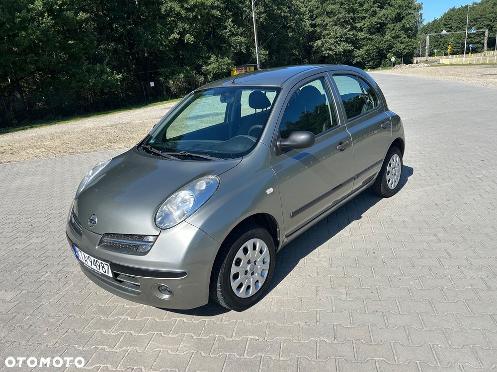 Nissan Micra - 1