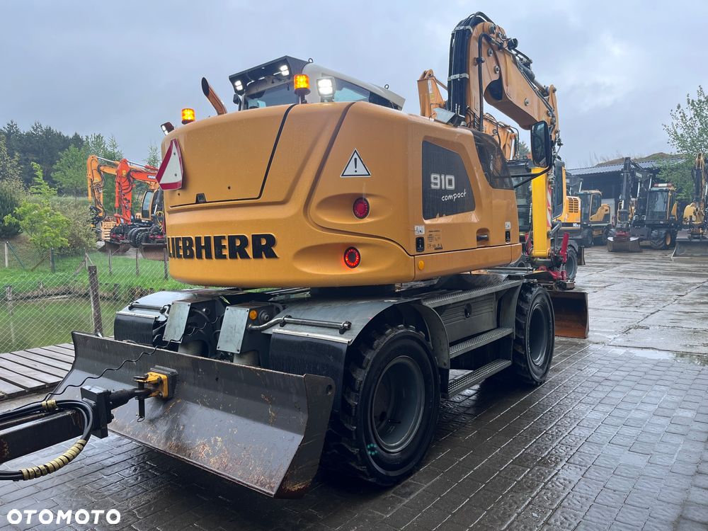 Liebherr A 910 Compact - 5