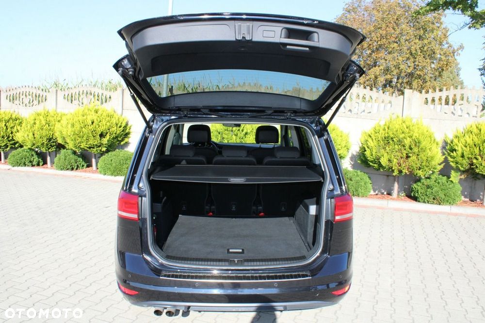 Volkswagen Touran 1.4 TSI (BlueMotion Technology) SOUND - 37