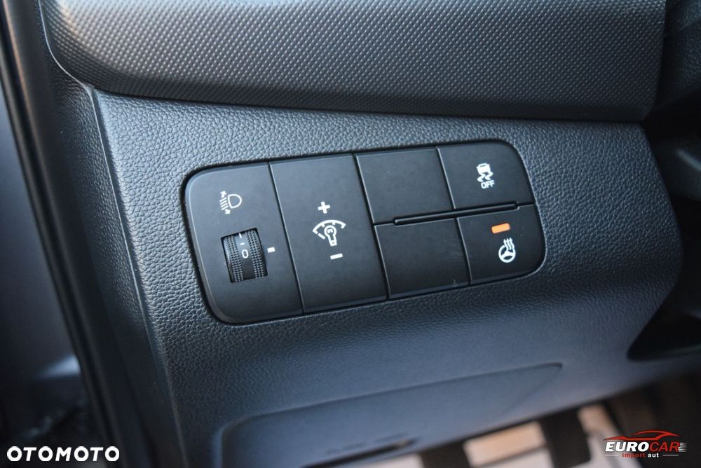 Hyundai i10 1.2 YES!+ - 24