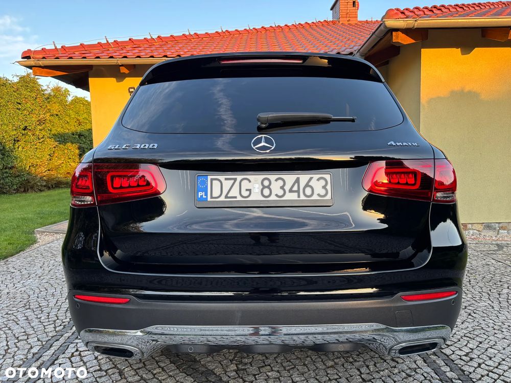 Mercedes-Benz GLC - 4