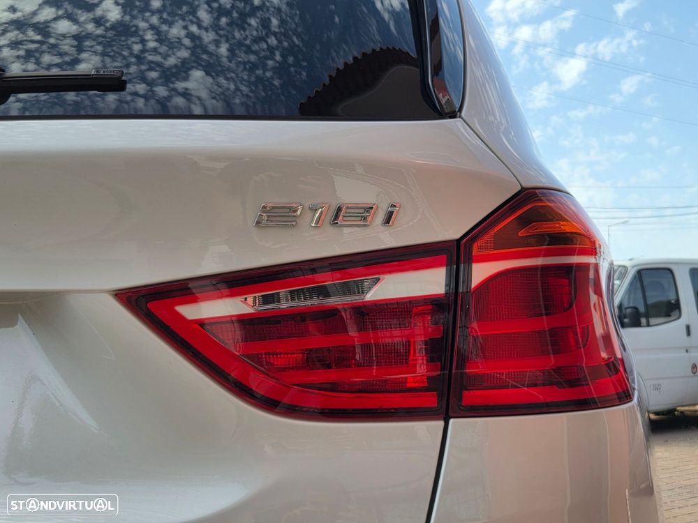 BMW 218 Gran Tourer i Line Luxury Auto - 33