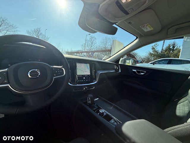 Volvo V60 B4 B Core - 11