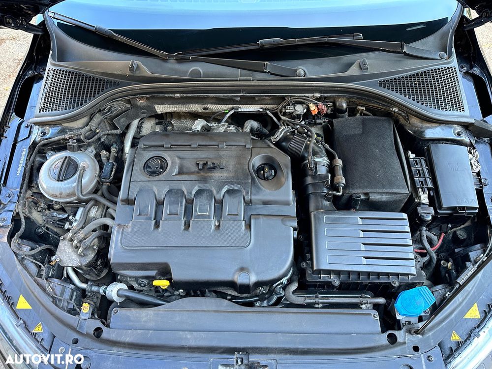 Skoda Octavia 2.0 TDI 4x4 DSG Style - 17