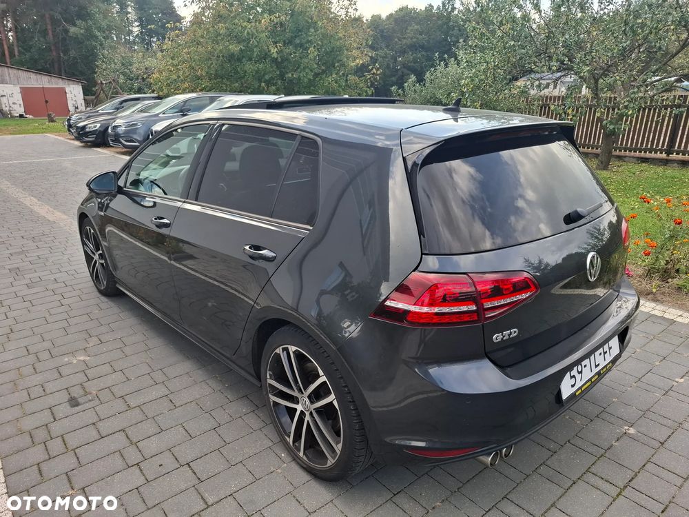 Volkswagen Golf GTD 2.0 TDI SCR DSG - 5
