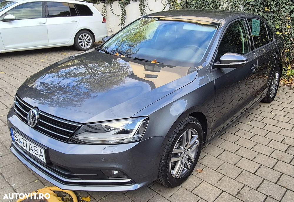 Volkswagen Jetta 1.4 TSI Comfortline - 1