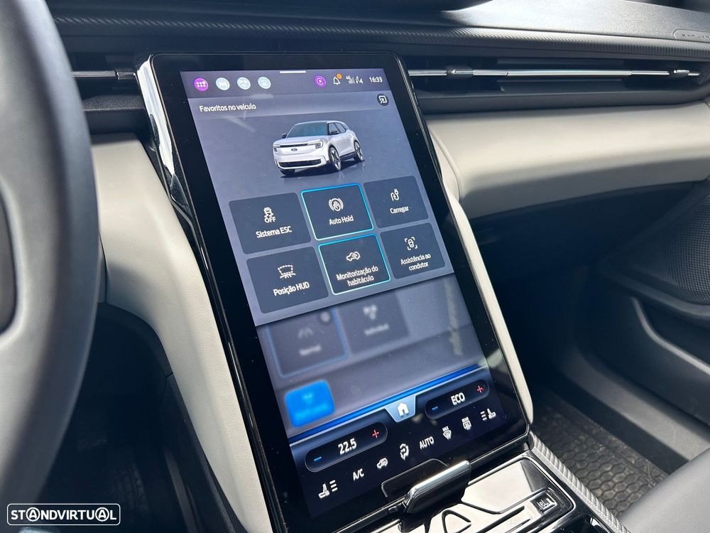 Ford Explorer 77 kWh Premium - 35