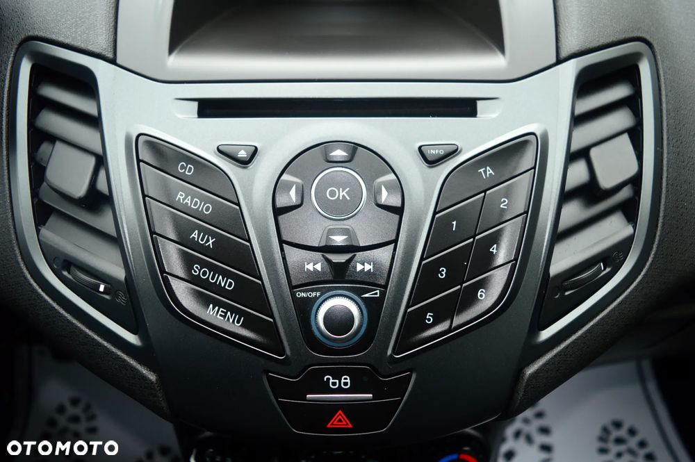 Ford Fiesta - 21