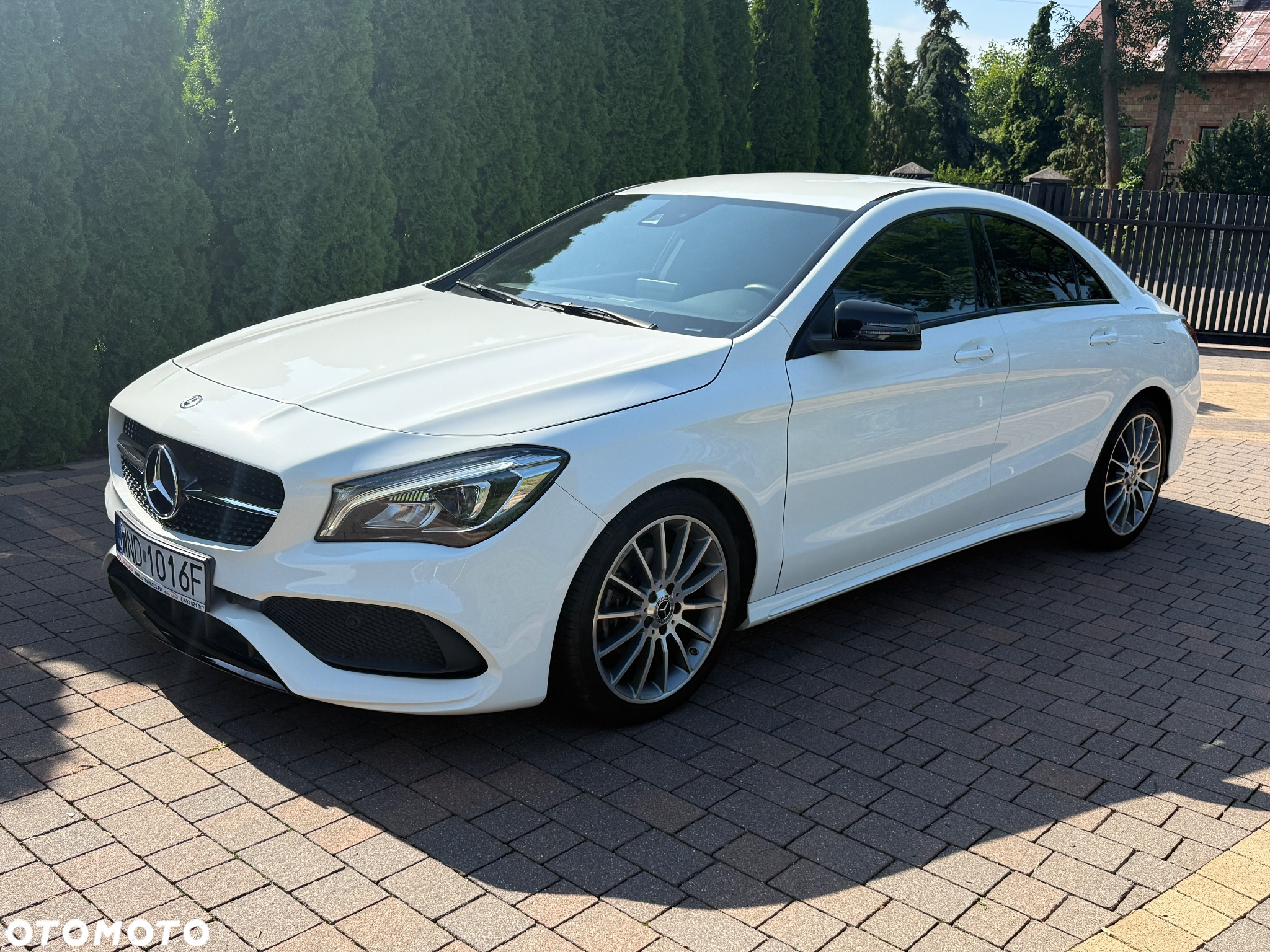 Mercedes-Benz CLA 200 AMG Line - 12