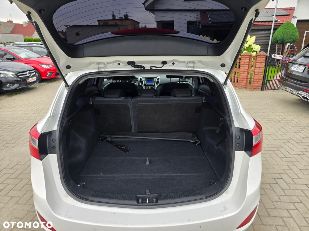 Hyundai i30 - 19