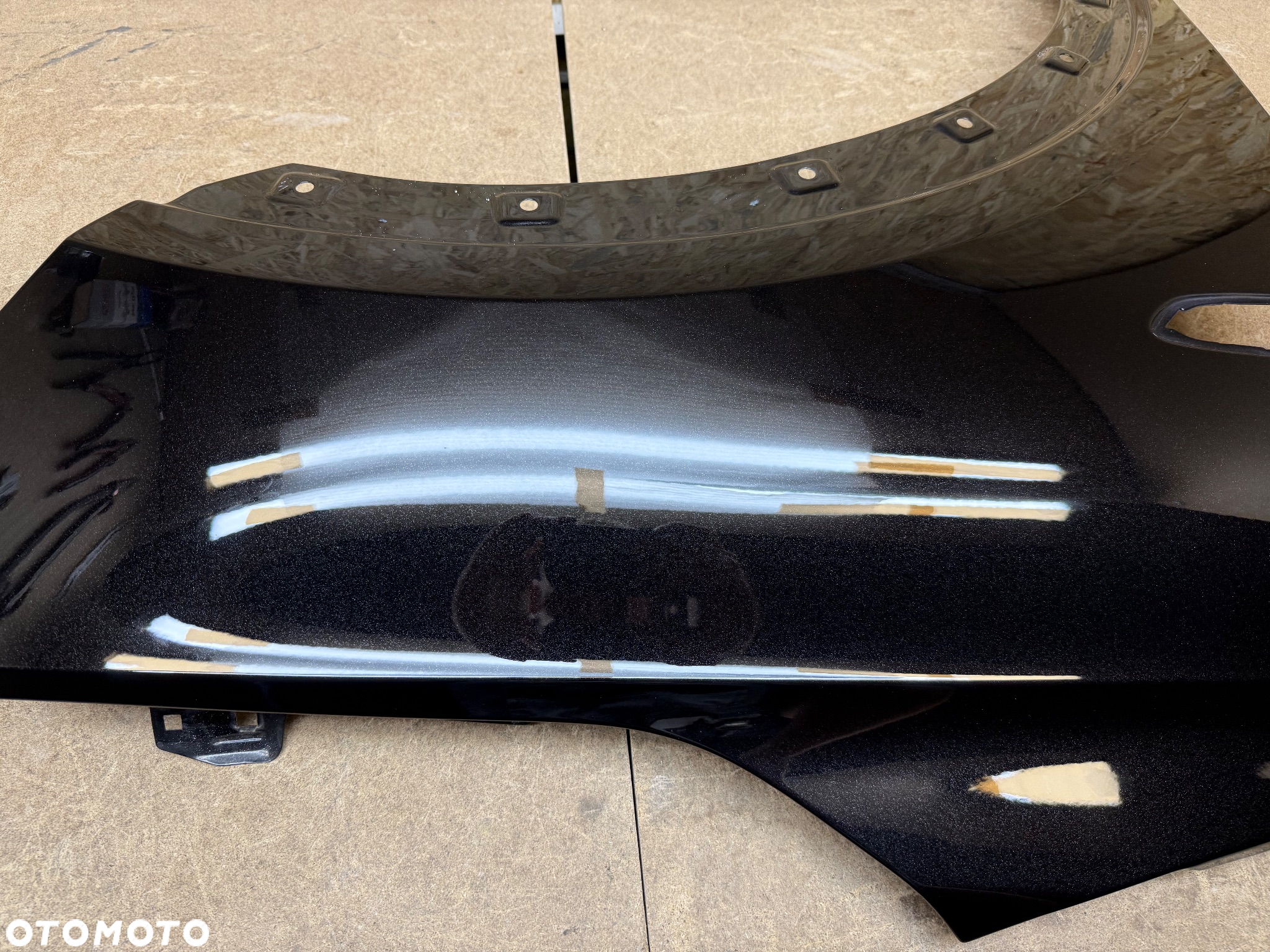 BŁOTNIK PRZÓD PRAWY OPEL CROSSLAND X CZARNY METALIK 39018600 - 11