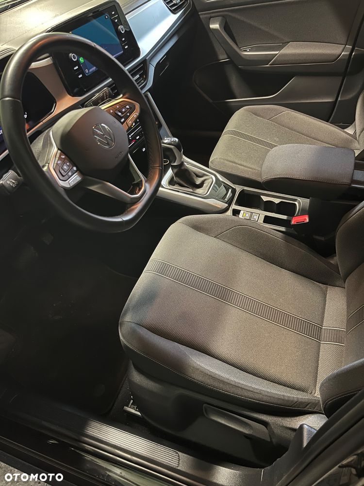 Volkswagen T-Roc - 11