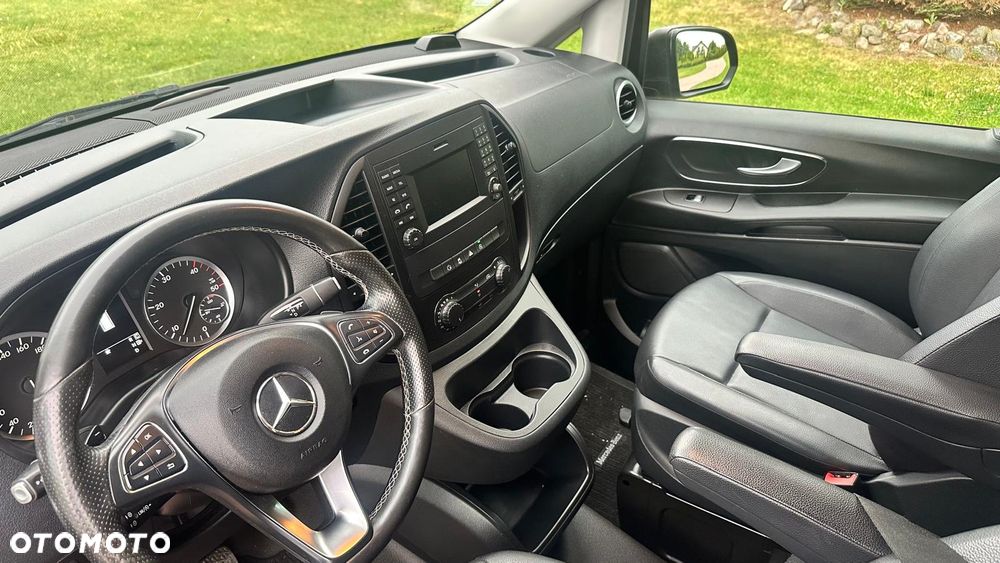 Mercedes-Benz VITO - 10