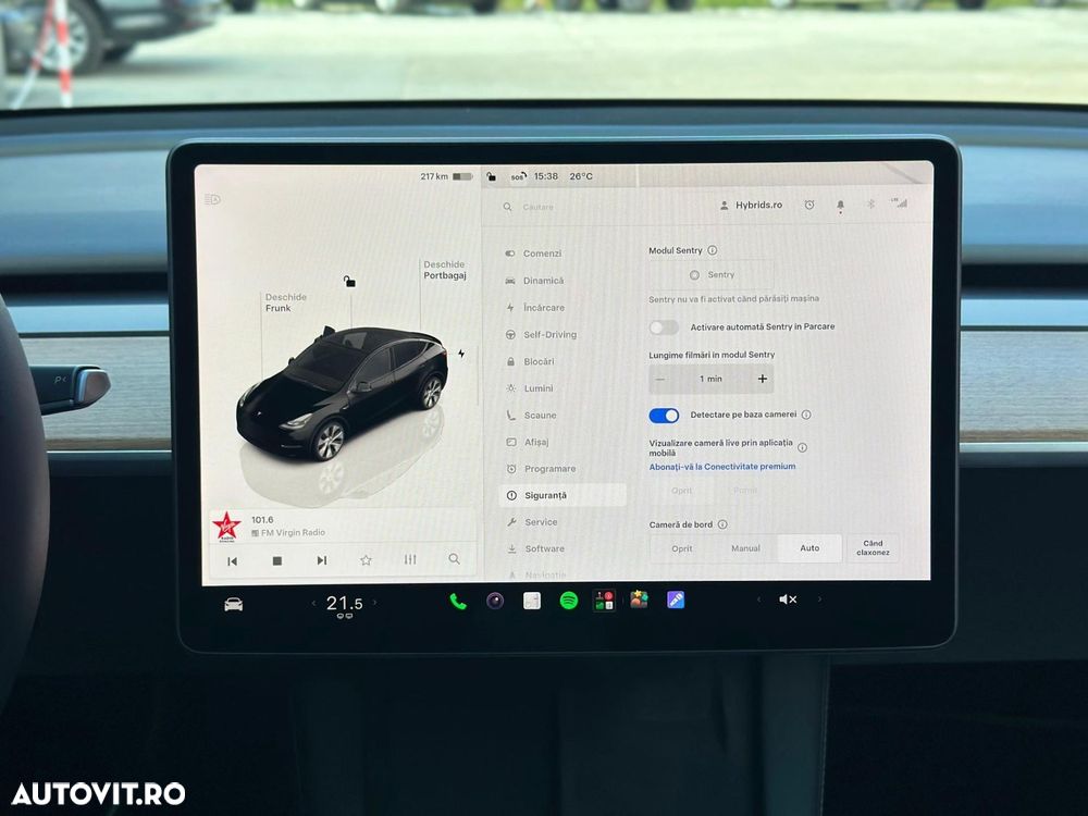Tesla Model Y - 31