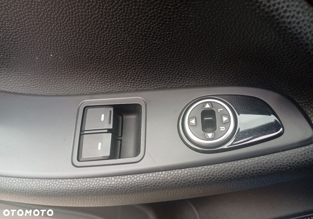 Hyundai i20 - 20