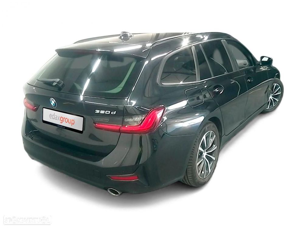 BMW 320 d Auto — fotografia 2