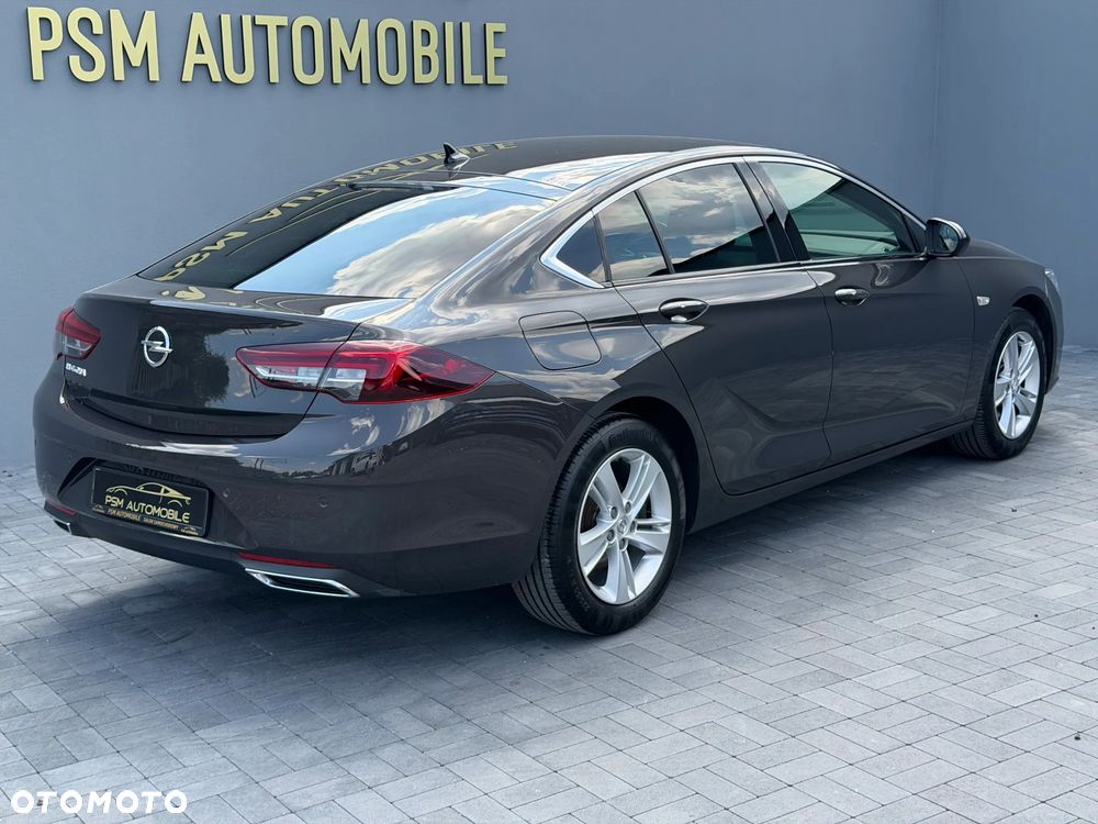 Opel Insignia 2.0 CDTI Elegance S&S - 10