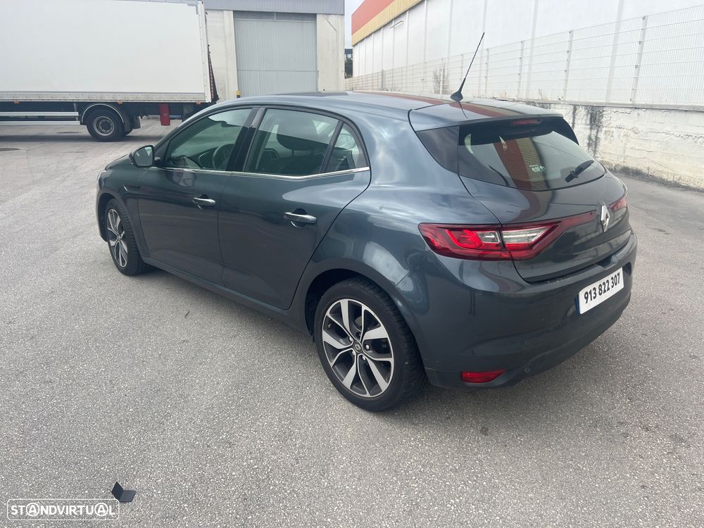 Renault Mégane 1.5 Blue dCi Limited - 14